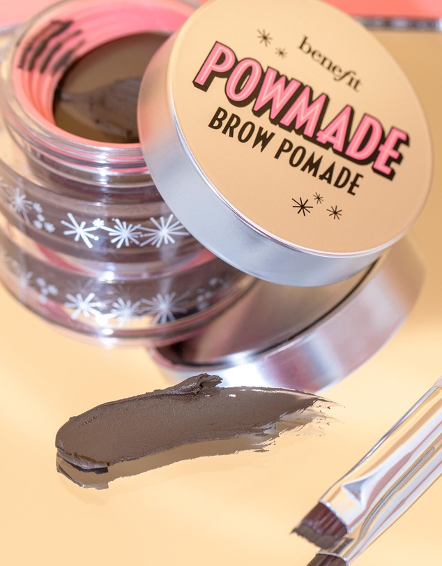 Benefit Cosmetics - Powmade Shade 02 Brow Pomade