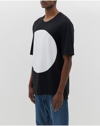 Bassike - slouch fit dot t.shirt