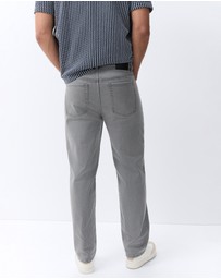 UNISON - Regular Straight Jean