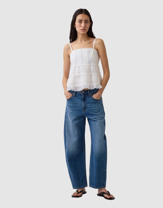 GAP - Sleeveless Lace Longline Top