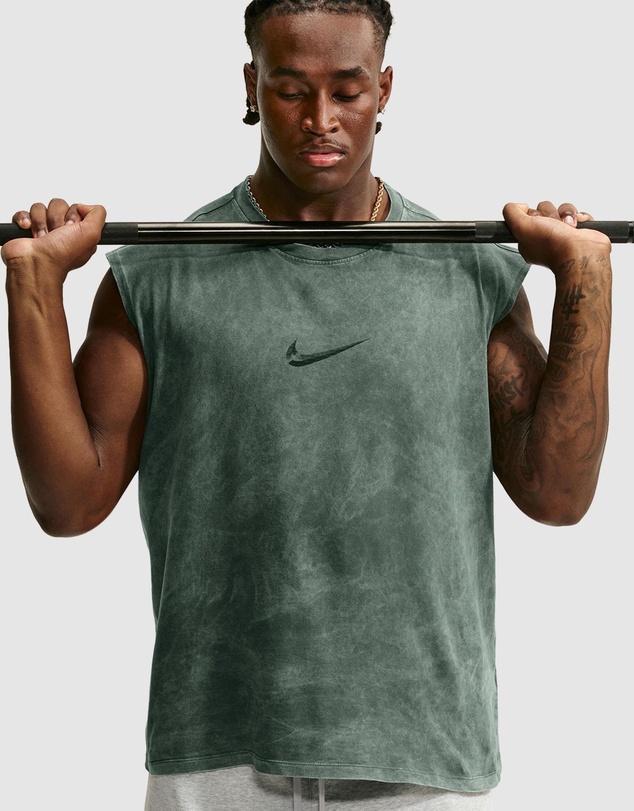 Nike - Nike Sleeveless T-Shirt