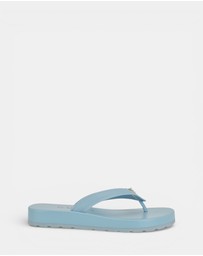 GUESS - Candry Logo Flip Flop Sandals