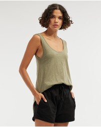 Amelius - Bailey Rounded Hem Tank