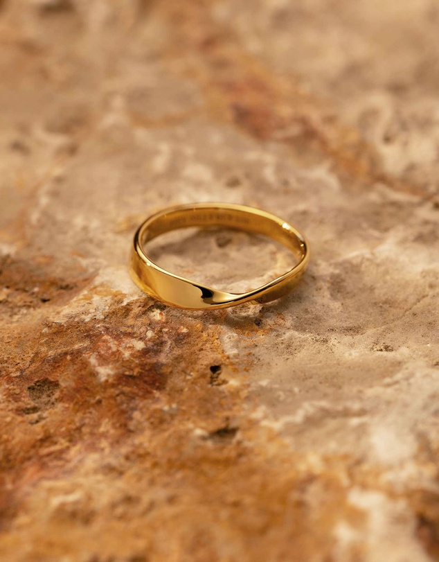Kirstin Ash - Fold Band Ring