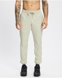 Under Armour - UA Vibe Woven Joggers