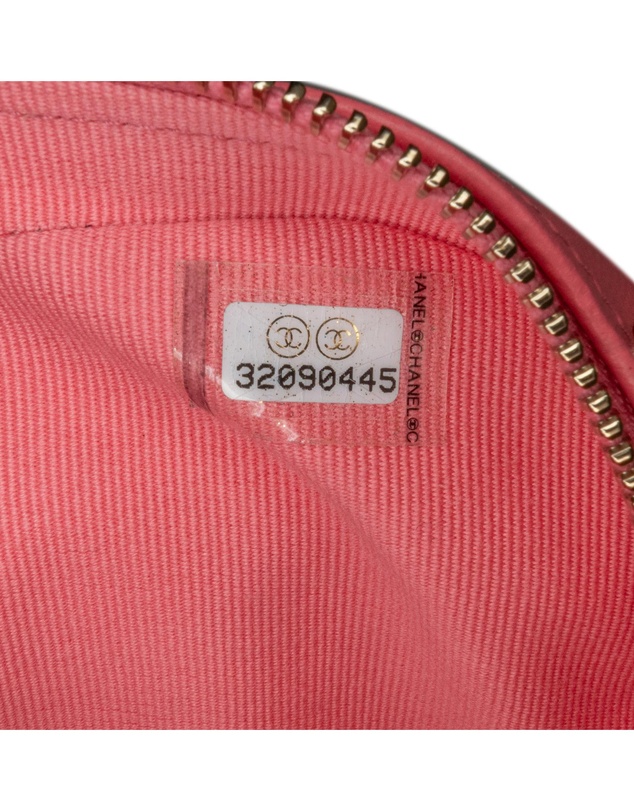 Pre-Loved by Azura Reborn - Pre-Loved Mini Lambskin CC in Love Heart Crossbody