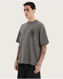 Kiss Chacey - Nailed Loopback Street Tee