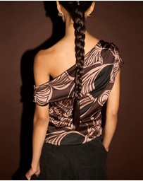 Staple the Label - Ulla Asym Top