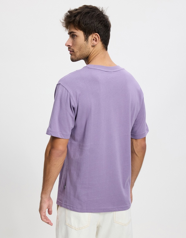 New Balance - Athletics Premium Relaxed Chest Logo T-Shirt