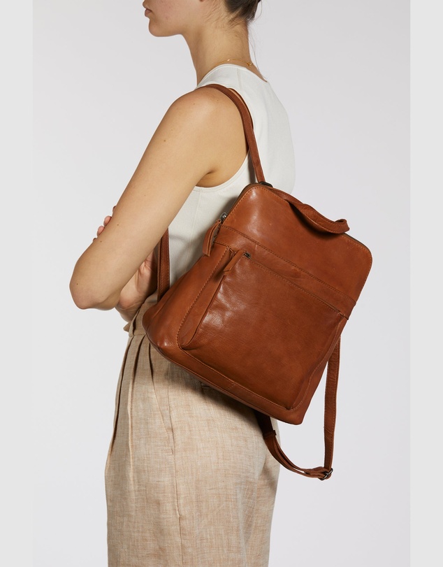 Evity - Maya Leather Convertible Backpack