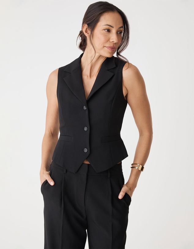 Forcast - Nikki Collared Vest