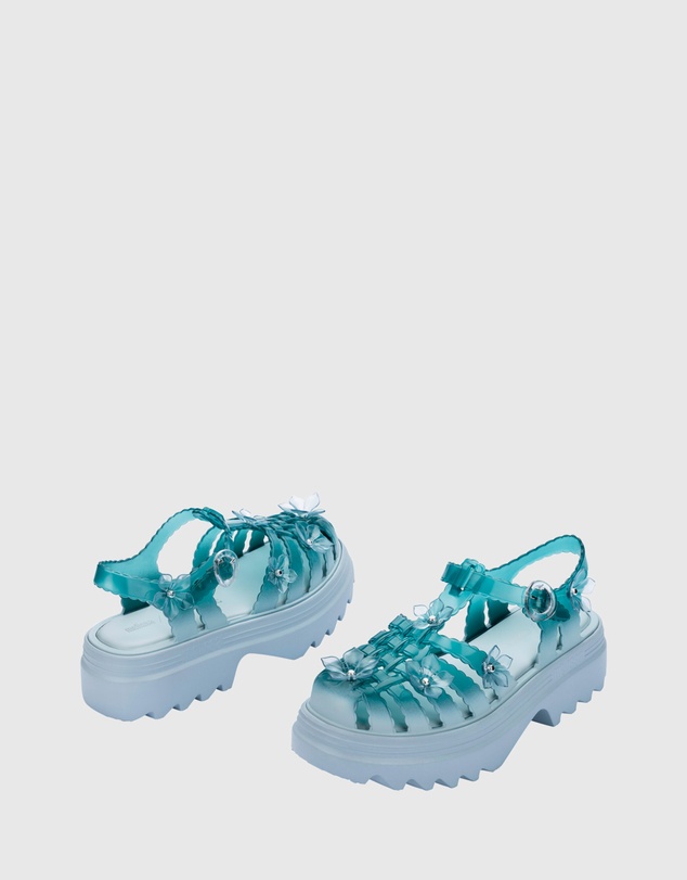 Melissa - Melissa Possession Platform + Susan Fang