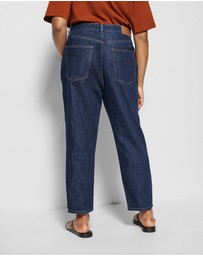 Commonry - The High Rise Crop Girlfriend Jean