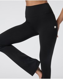 Vuori - Vuori AllTheFeels Slim Flare Tights