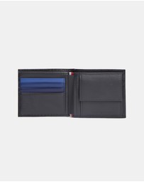 Tommy Hilfiger - Flag Credit Card Flap and Coin Wallet