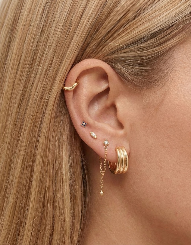 HOUSE OF SLANI - Tiny Flower Studs