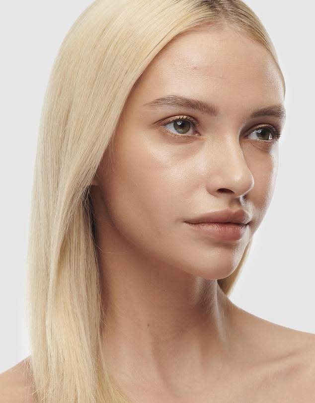 MAC - Studio Radiance Serum Powered Foundation - NW20