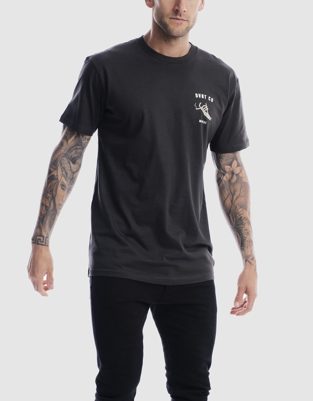 DVNT - High Tee