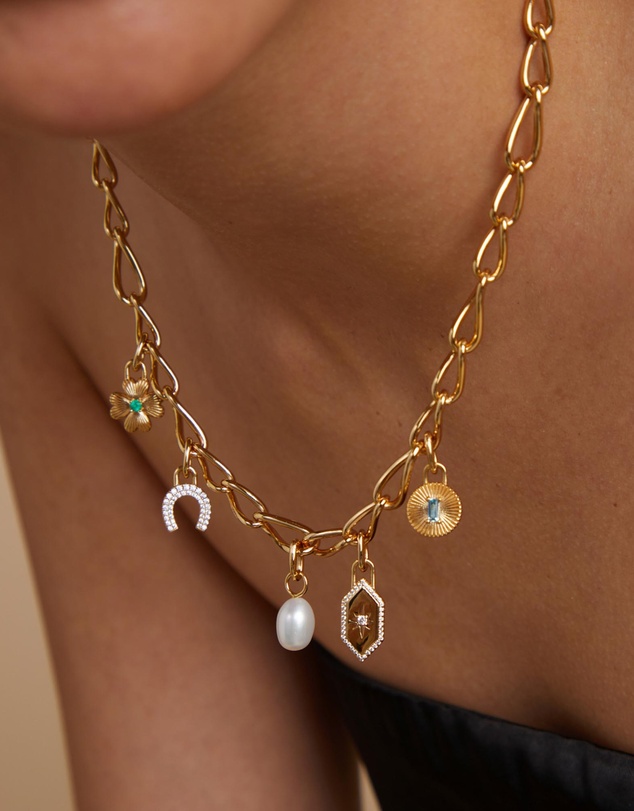 Astrid & Miyu - Clover Talisman Charm