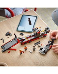 LEGO - F1(R) Display Truck with Audi F1(R) Race Car