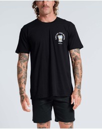 Vacancy Co - Life on the Rocks Tee