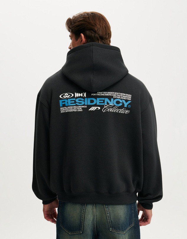 Cotton On - Box Fit Graphic Hoodie