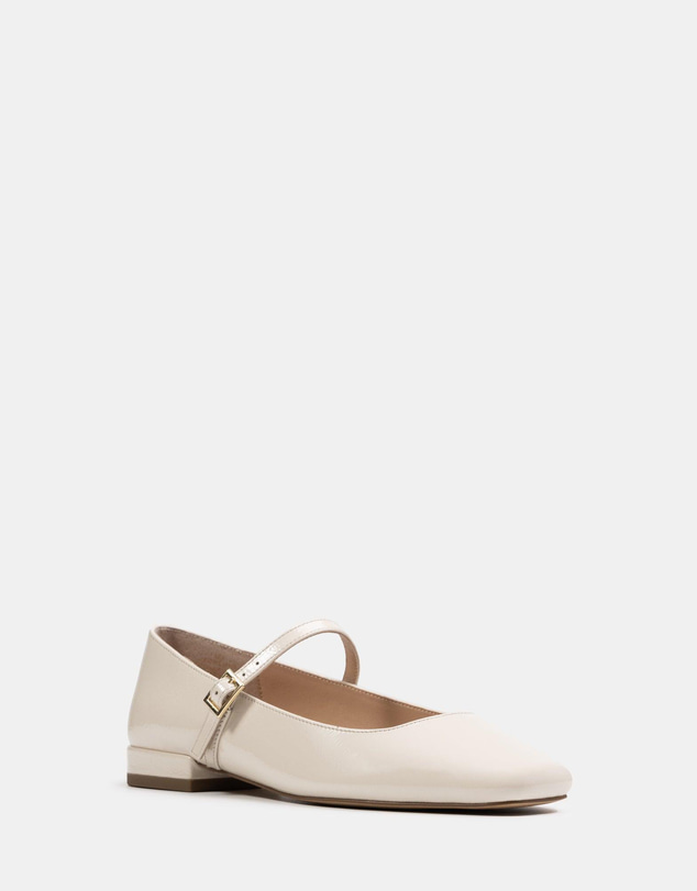 Wittner - Aria Mary Jane Vintage Ivory Patent