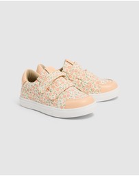 Pretty Brave - OTTO CANVAS Peach Meadow