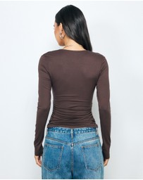 AERE - Heidi V Neck Top