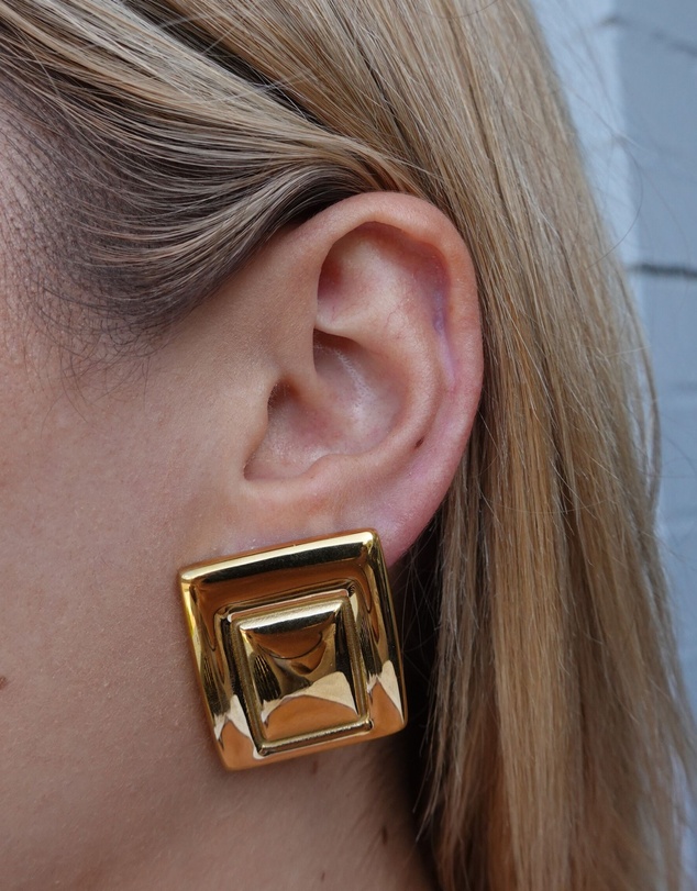 Izoa - Evangeline Stud Earrings