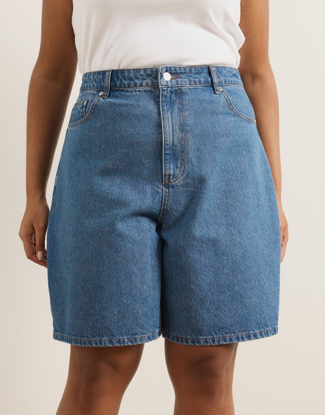 Atmos&Here Curvy - Ada Bermuda Denim Shorts