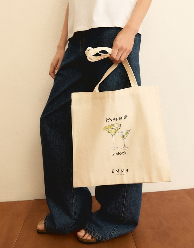 Emme - Wool White Graphic Cotton T-Shirt & Tote Set