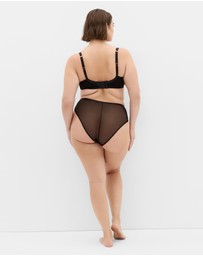 City Chic - Tabria Shorty