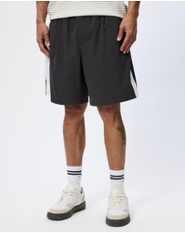 Left of Field Golf - Resort Golf Shorts