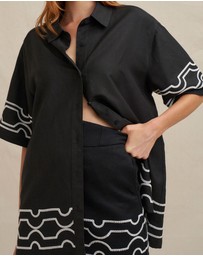 BY JOHNNY. - Paradise Palm Sun Shirt