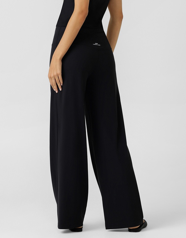 Lorna Jane - Ultra Plush Luxe Rib Wide Leg Pants