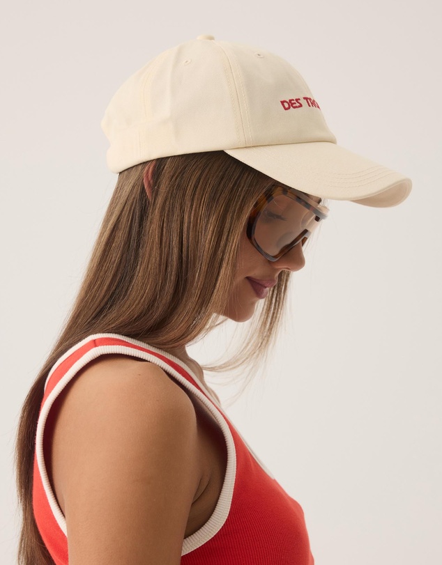 Araminta James - Tropiques Cap