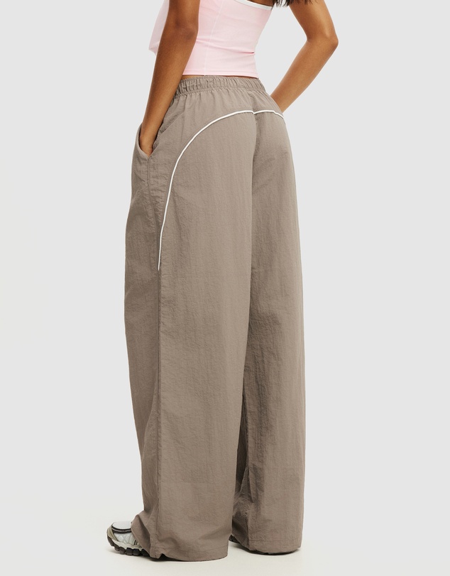 Cotton On Body Active - Off Side Woven Sweatpants