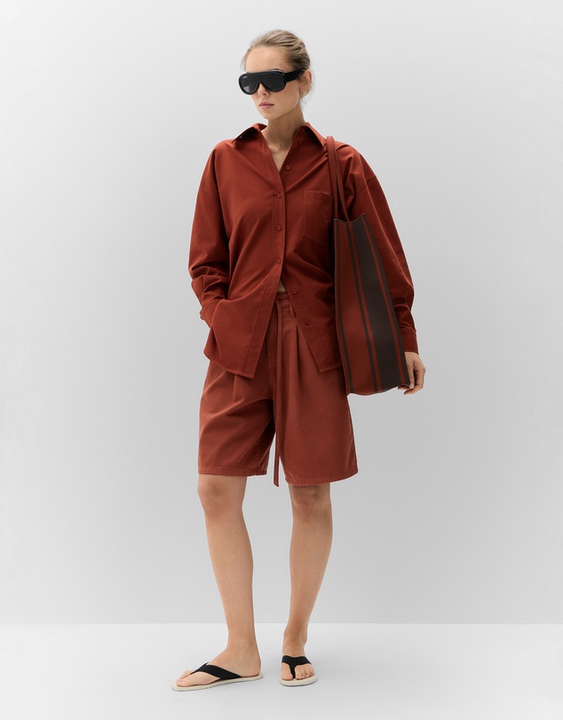 UNISON - Pleat Front Bermuda Short
