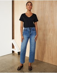 Atmos&Here - Organic Cotton V-Neck Tee