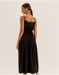 Review - Rene Midi Dress