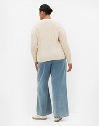 City Chic - Plus size Kenia Crew Neck Knit Jumper - cream