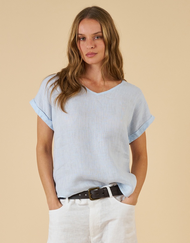 CAMIXA - Martina Linen V-Neck T-shirt