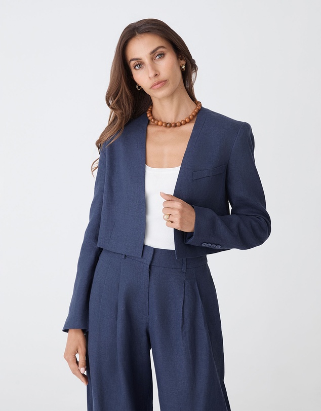 Forcast - Ami Cropped Linen Jacket