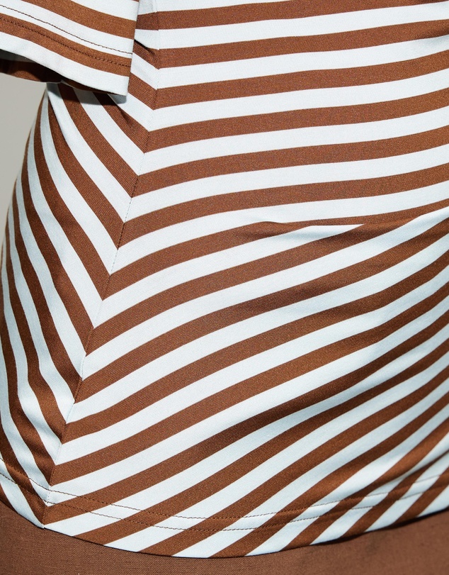 Dazie - Hazel Ruched Jersey Short Sleeve Top