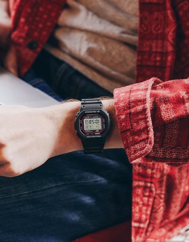 G-SHOCK - DW5000R-1A