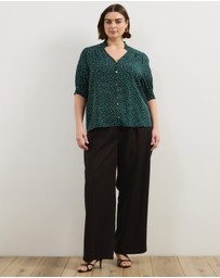 Atmos&Here Curvy - Brodie Puff Sleeve Blouse