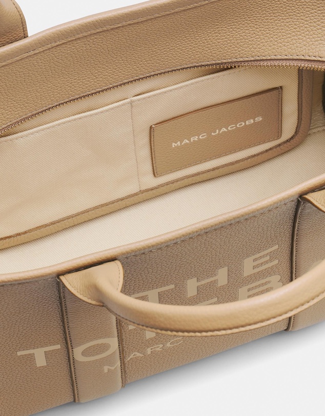 Marc Jacobs - The Leather Medium Tote Bag