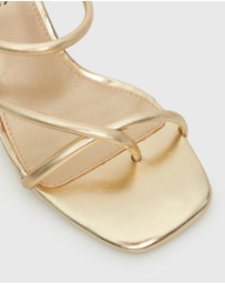 Betts - Shaq High Block Heel Mules
