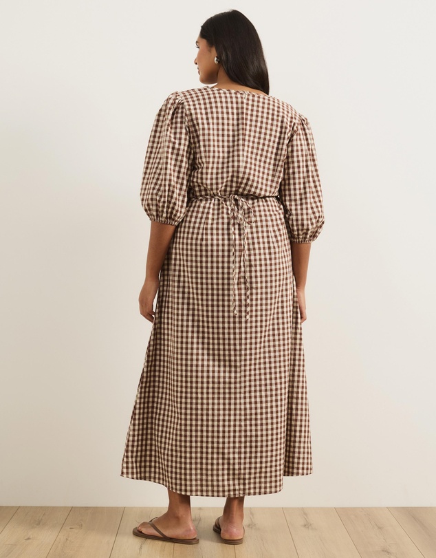 Atmos&Here Curvy - Molli V-Neck Short Sleeve Midi Dress